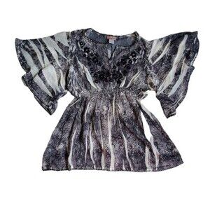 Studio MK v neck flutter sleeve floral print top sz M